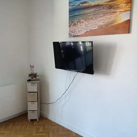 Daire Beautiful T2 With Balcony Near The Beach *